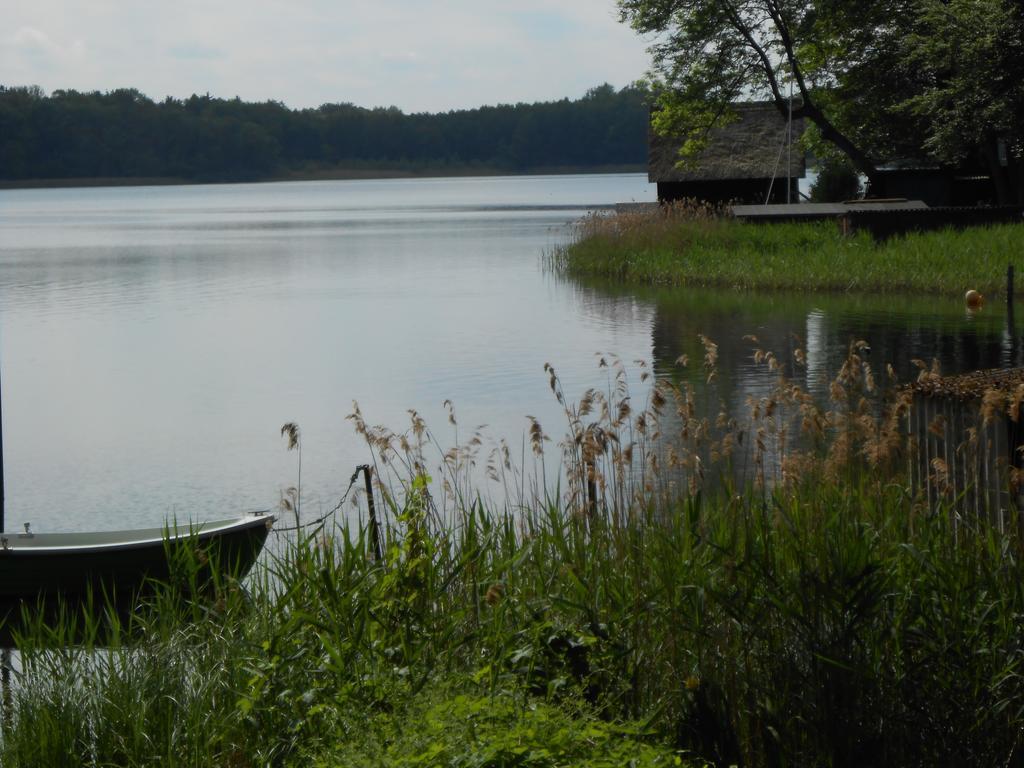 Zimmer Und Apartment Rosi Krakow am See Δωμάτιο φωτογραφία