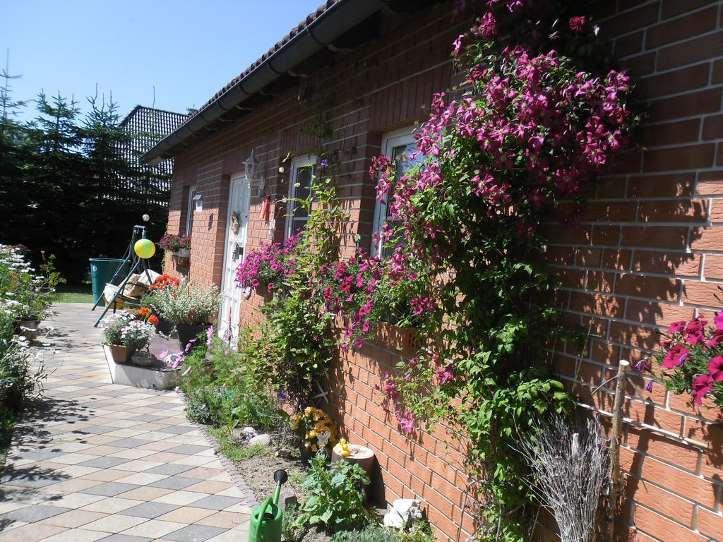 Zimmer Und Apartment Rosi Krakow am See Δωμάτιο φωτογραφία